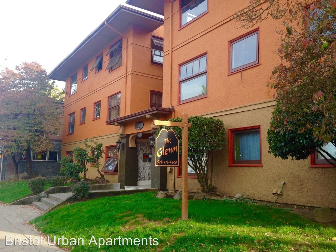 Foto principal - 3268 SE Hawthorne Blvd