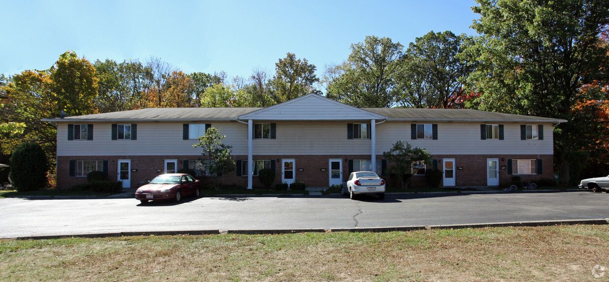 Foto del edificio - Willowbrook Manor Townhouses