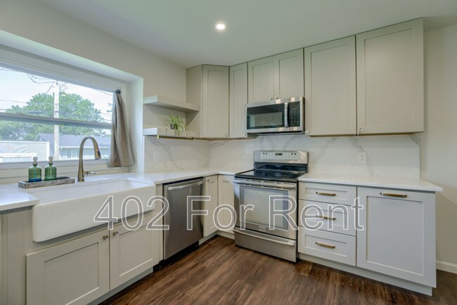 Foto del edificio - 3322 S 78th St
