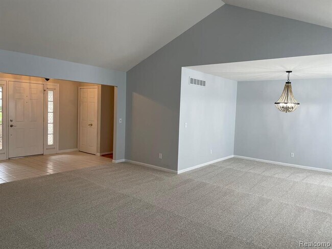 Foto del edificio - 1032 Wheatfield Dr