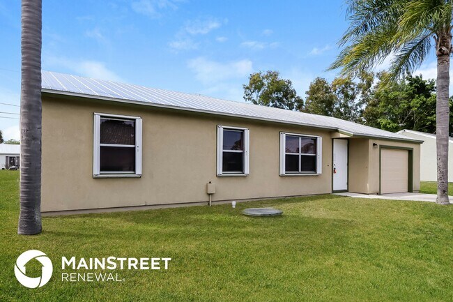 Foto del edificio - 2252 SE Berkshire Blvd