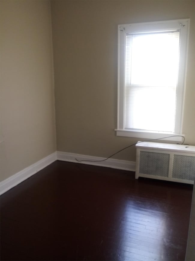 Building Photo - 2128 Indianapolis Blvd