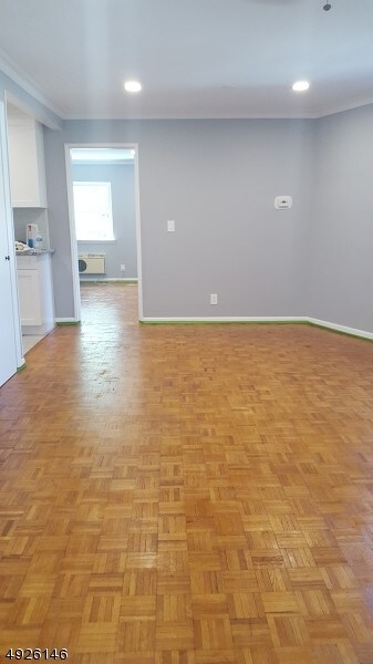 Building Photo - 172 Belleville Ave