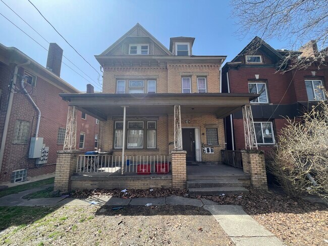Foto del edificio - 2314 Woodstock Ave