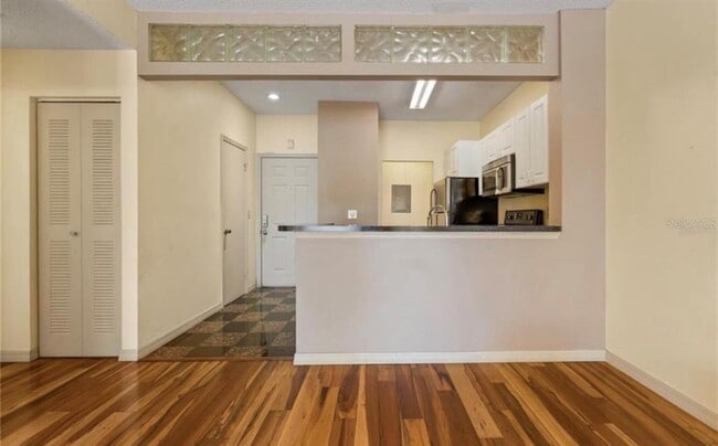 Foto del edificio - 4107 Chatham Oak Ct