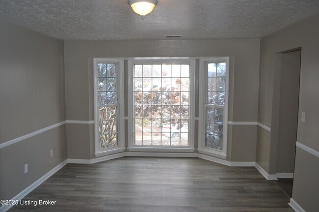 Foto del edificio - 1218 Constitution Dr