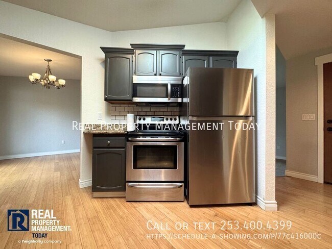 Building Photo - 1515 24th St Pl SE