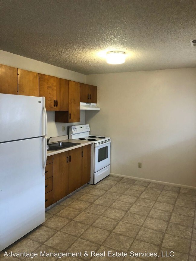 Building Photo - 339 W 100 N