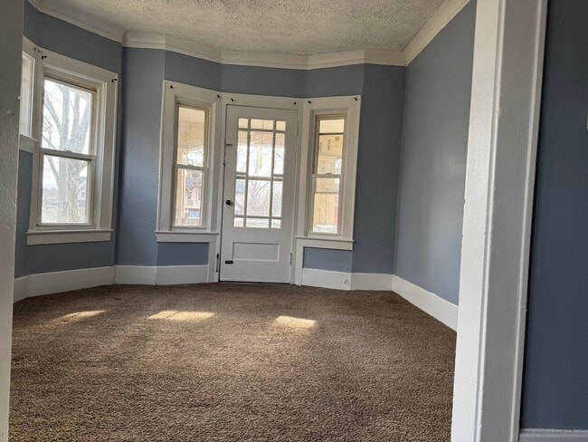 Foto del edificio - 386 Ridgeway Ave