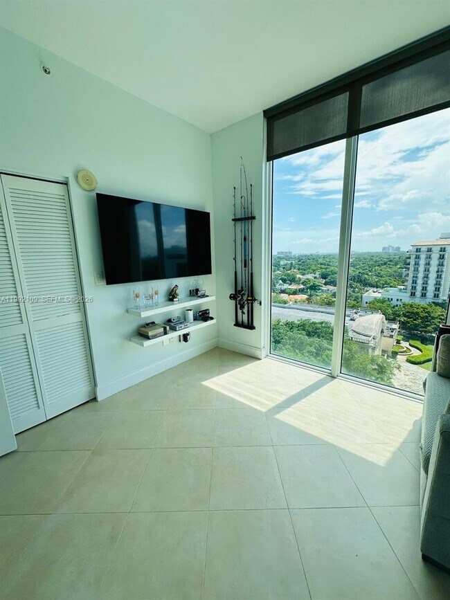 Foto del edificio - 2525 SW 3rd Ave