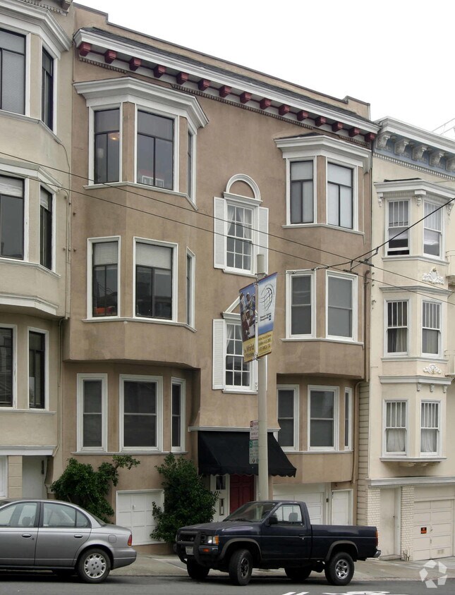 Primary Photo - 326-330 Presidio Ave