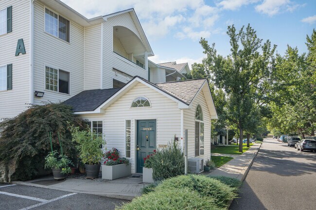 Foto del edificio - Granite Court Apartments