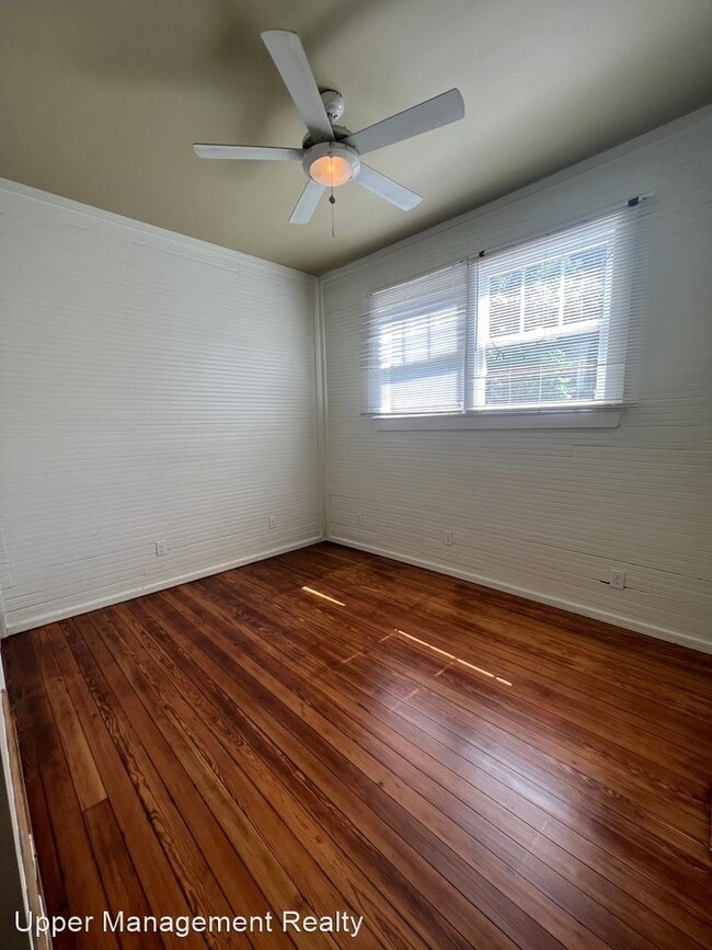 Building Photo - 1 br, 1 bath Apartment - 4422 S. Liberty 4...