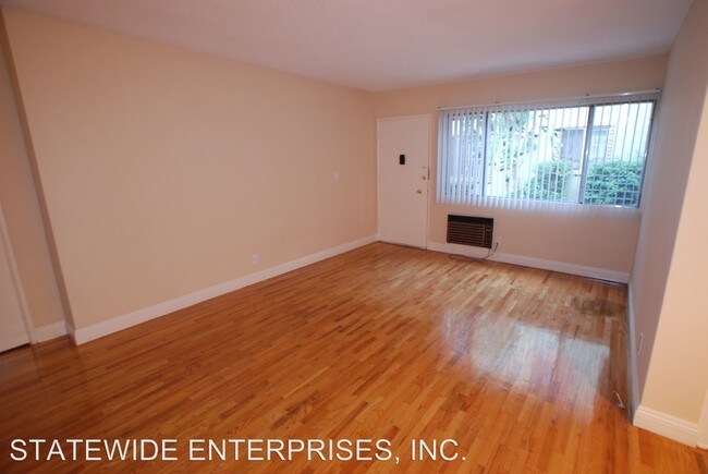 Foto del edificio - 1333 N Stanley Ave