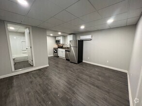 Building Photo - 4007 Holly St