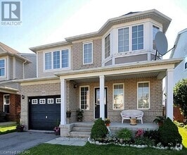 Building Photo - 83 Baintree Way