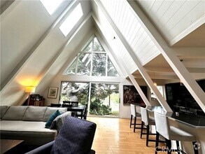 Building Photo - 2209 Fisher Ct