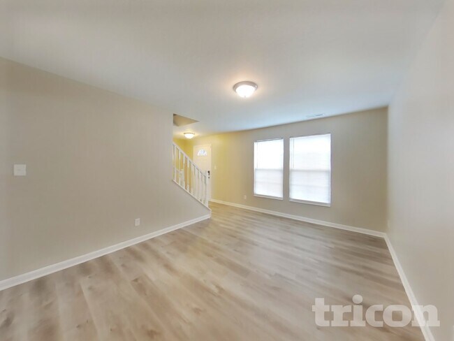 Foto del edificio - 2524 Solidago Dr