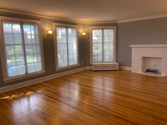 Sala de estar - 723 Dobson St