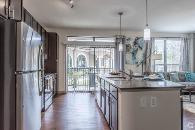 Building Photo - Get Up to 4 Weeks Free – Your New Home Is Waiting!