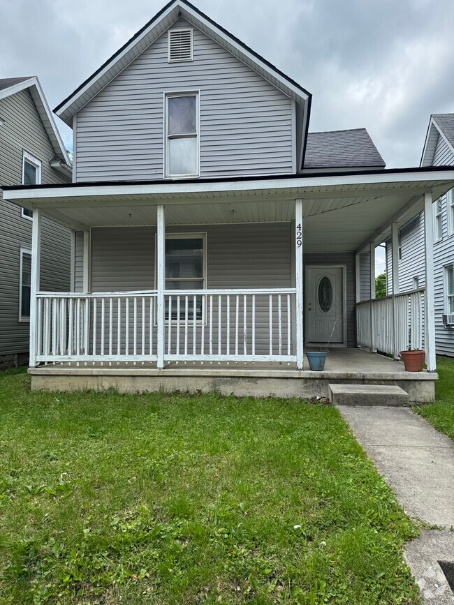 Building Photo - 429 Greenwood Ave