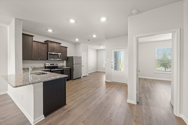 Building Photo - 924 Camelia Grv Ct