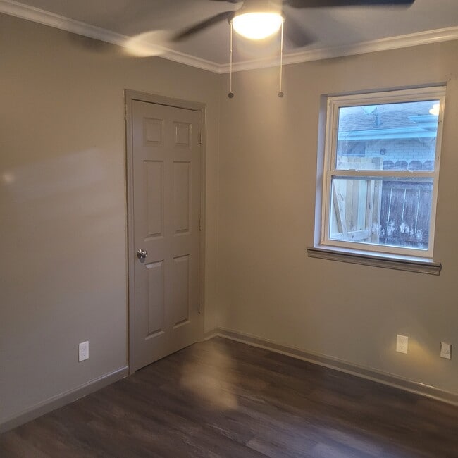 Building Photo - 7801 Unity Dr
