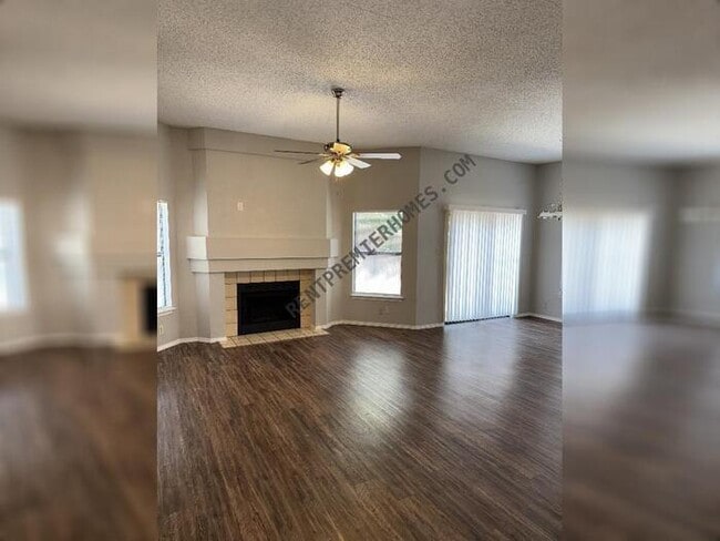 Building Photo - 5711 Sun Canyon Dr