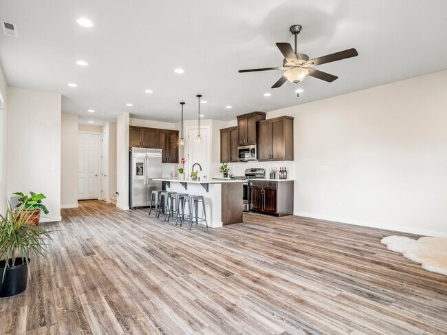 Building Photo - 3168 N Pioneer Canyon Dr