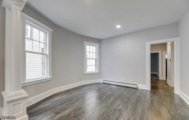 Building Photo - 27 Wolcott Terrace