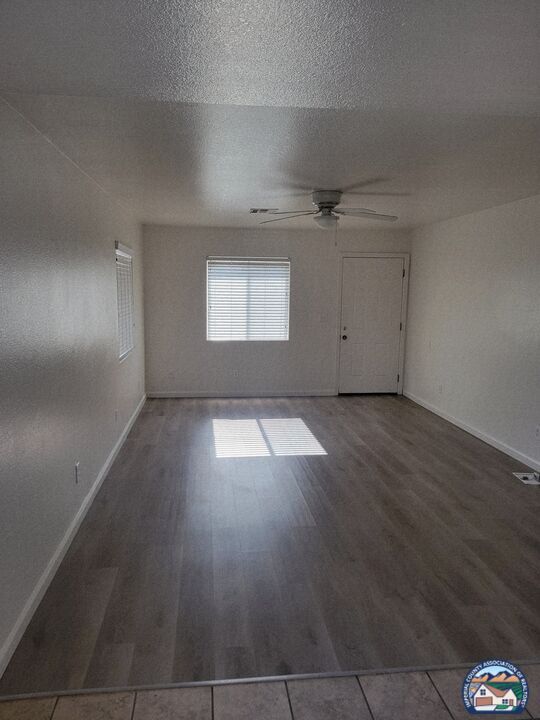Building Photo - 730 Commercial