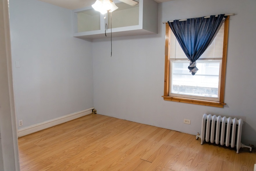 Foto del edificio - 4843 W George St