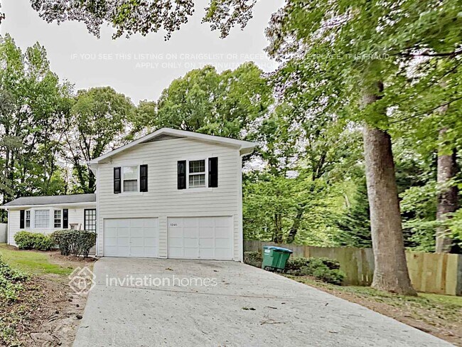 Foto del edificio - 3246 Bruckner Blvd SW