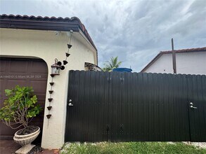 Building Photo - 15411 SW 177th Terrace