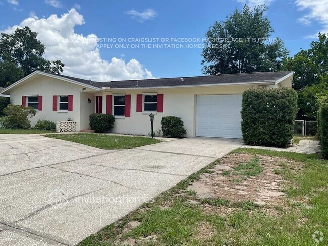 Building Photo - 1425 Croydon Dr