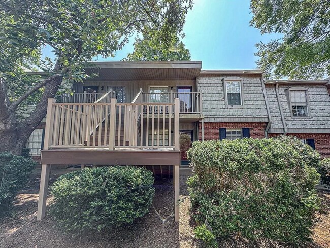 Foto del edificio - 3830 Country Club Rd