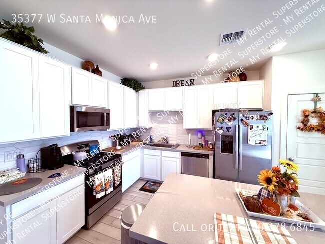 Foto del edificio - 35377 W Santa Monica Ave