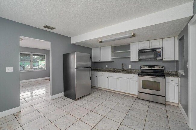 Foto del edificio - 235 Palmetto Ave NW