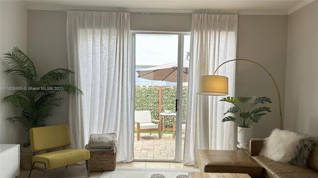 Foto del edificio - 5440 NW 107th Ave