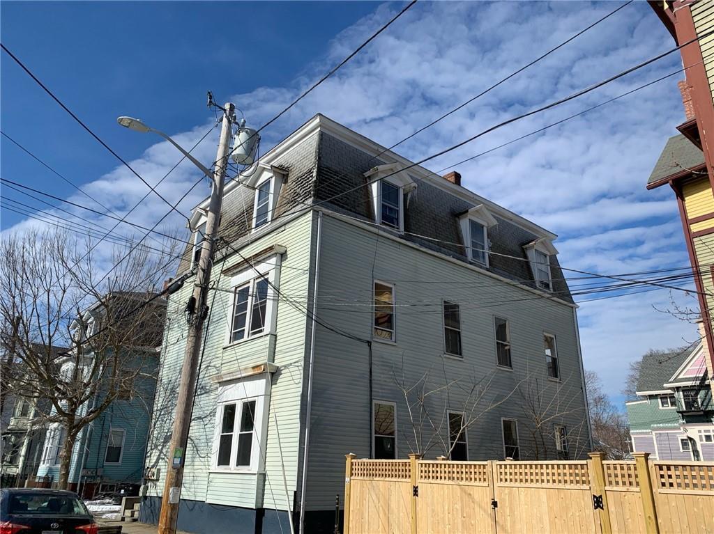 Primary Photo - 11 Hudson St