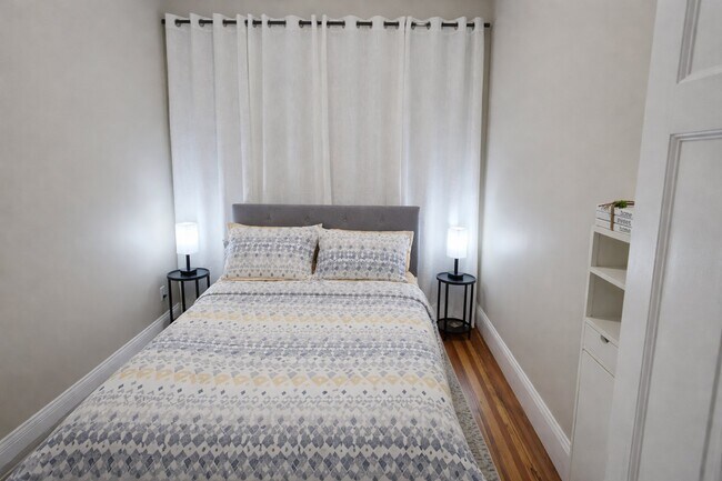 Foto del edificio - 34 Ditson St