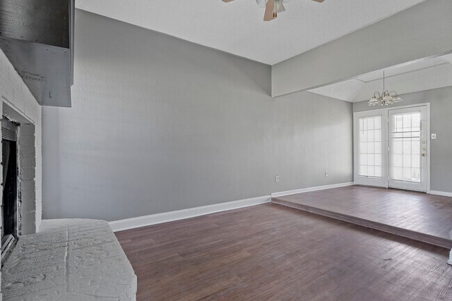 Foto del edificio - 804 Custer St