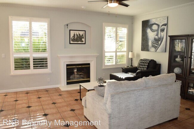 Building Photo - 4 br, 3 bath House - 2038 N Bend Drive