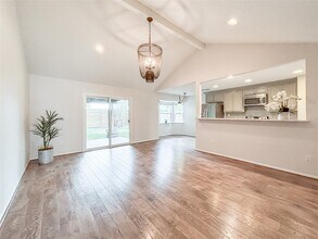 Building Photo - 3123 Lazy Spring Dr