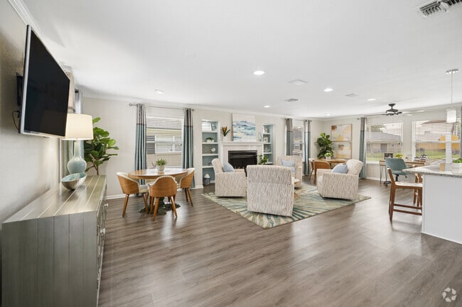 Lobby - Pickwick Flats