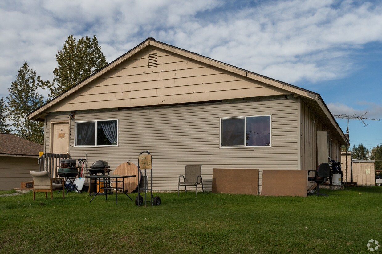 Building Photo - 7313 Peck Ave