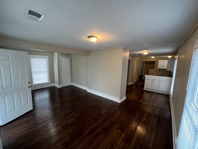 Photo - Move-in Special - 1/2 off first month's rent! House