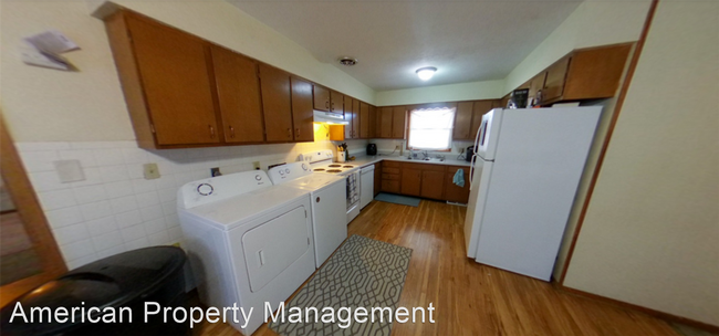 Building Photo - 8 br, 4 bath House - 1201 N 12th
