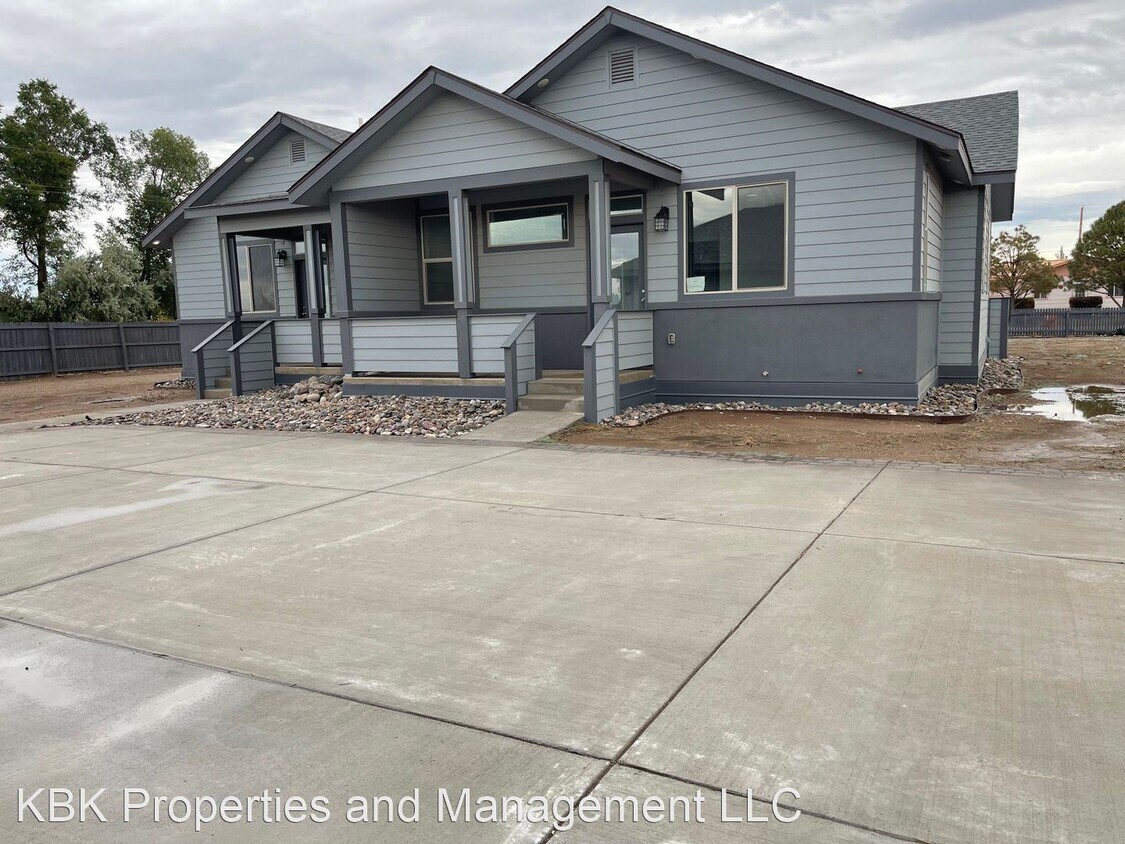 3 br, 2 bath House 1703 Ross House Rental in Alamosa, CO