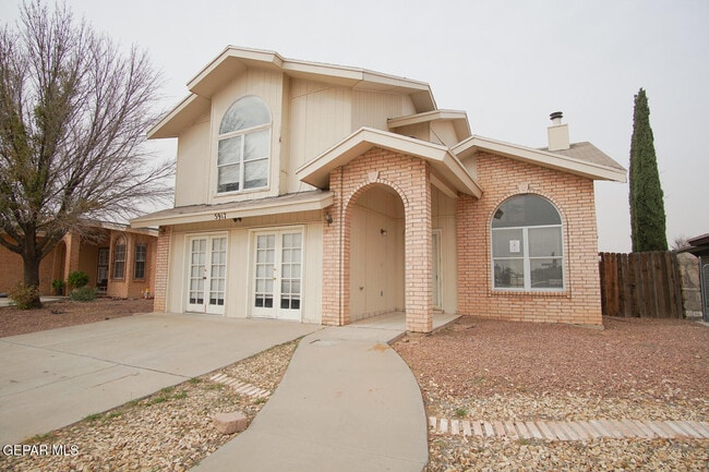 Foto del edificio - 5917 Chippendale Ave